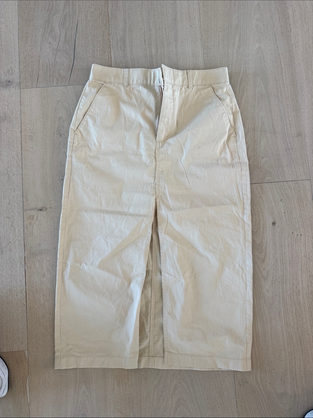 Abercrombie & Fitch Cream Midi Skirt
